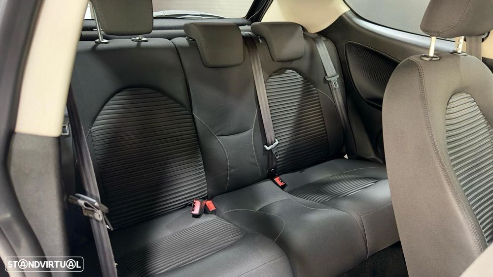 Alfa Romeo MiTo 1.3 JTD Distinctive - 16