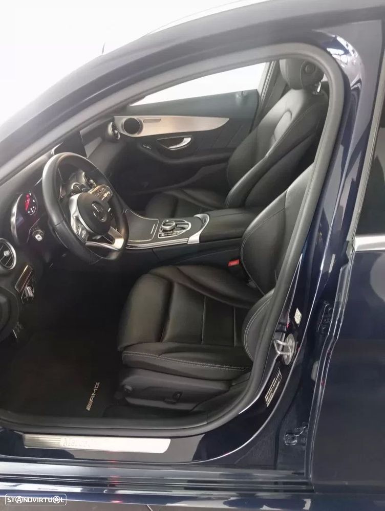 Mercedes-Benz C 220 d AMG Line — fotografia 32