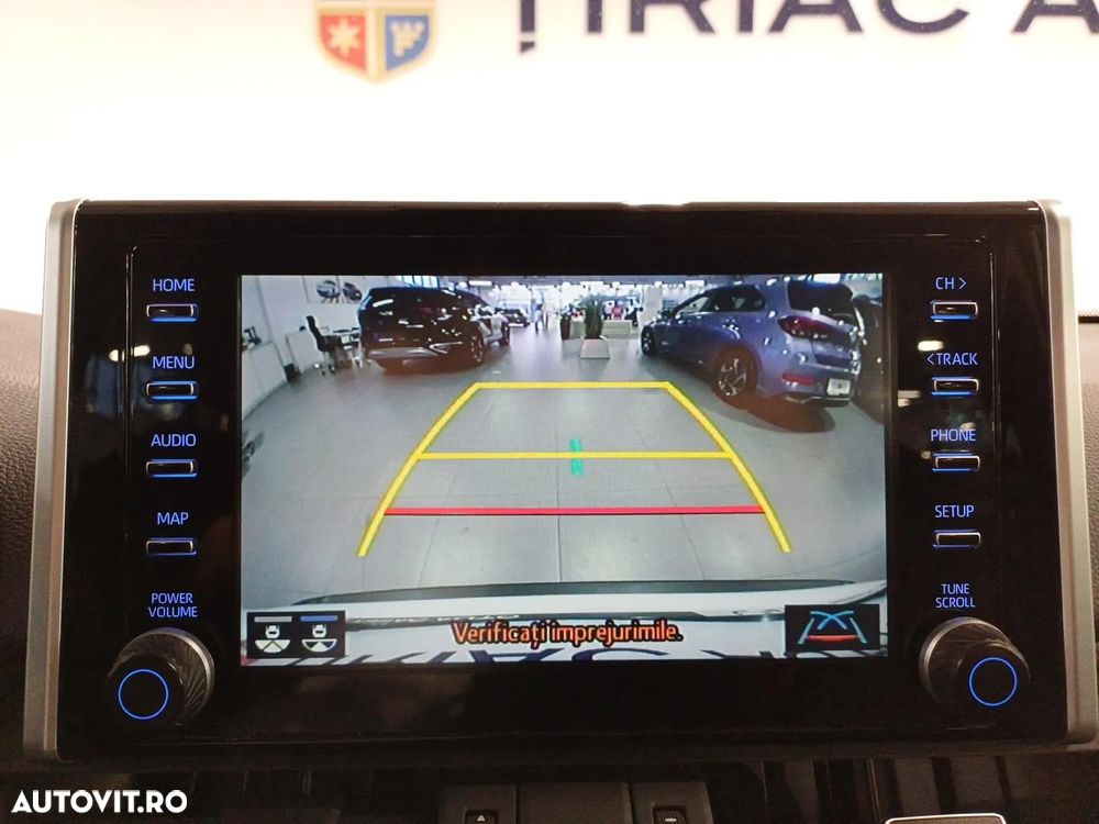 Toyota RAV4 - 18