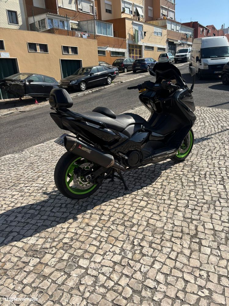Yamaha TMAX 530 - 4