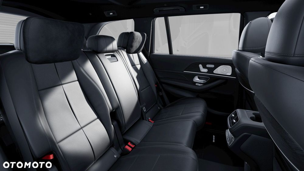 Mercedes-Benz GLS - 8