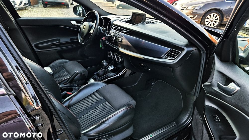 Alfa Romeo Giulietta 1.4 TB MultiAir Exclusive TCT - 35