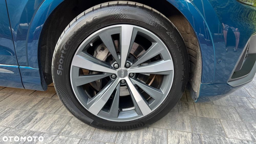 Audi Q8 - 11