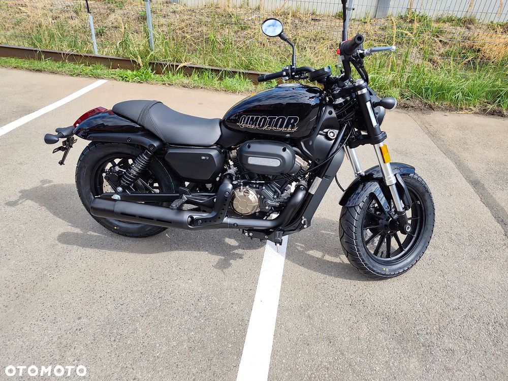QJMOTOR SRV 125 - 1