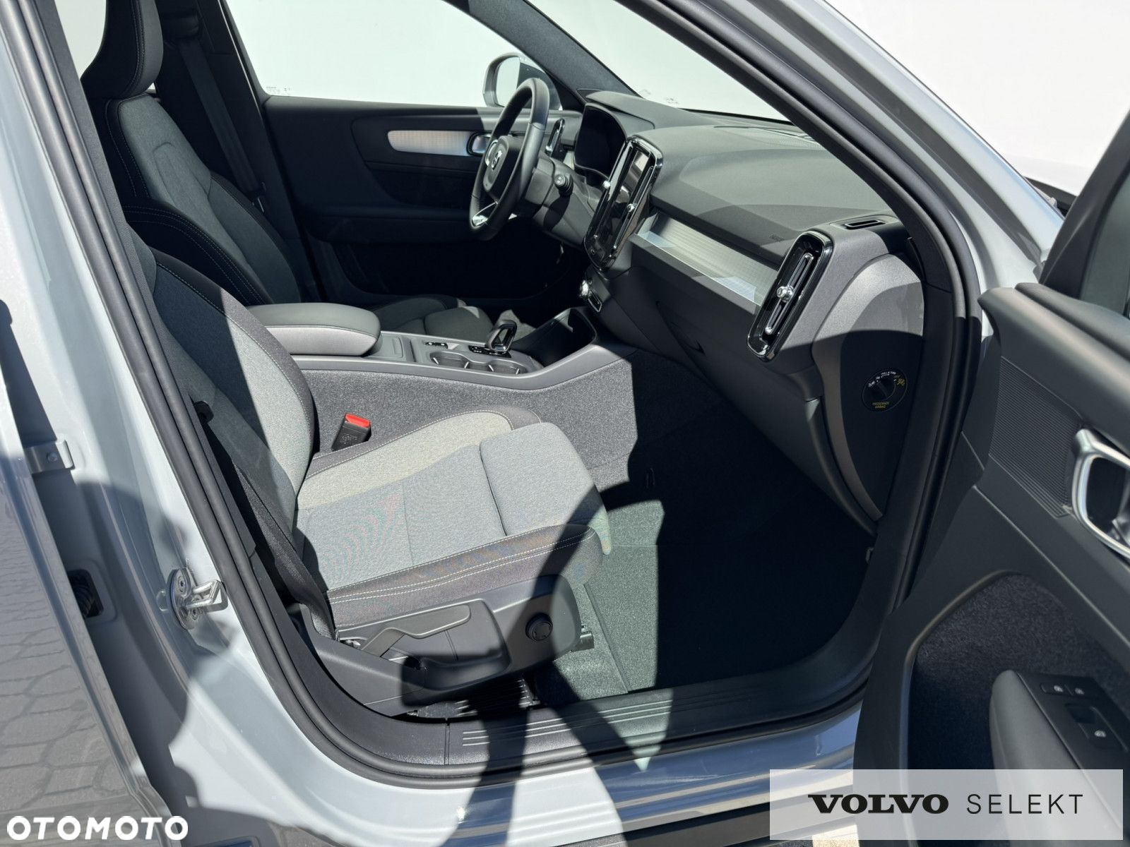 Volvo XC 40 B4 Core - 13