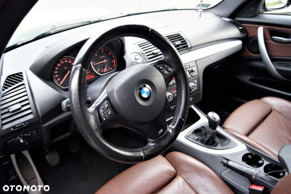 BMW Seria 1 2009 photo 5