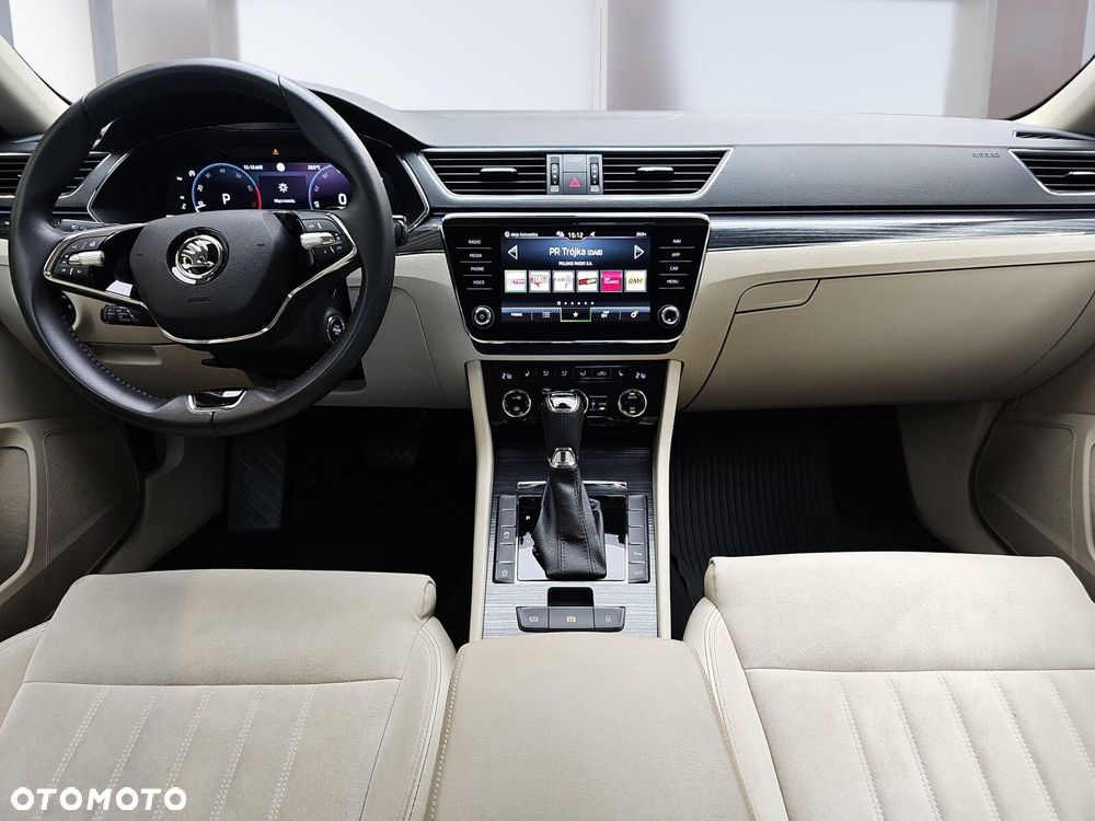 Skoda Superb 2.0 TSI Style DSG - 8
