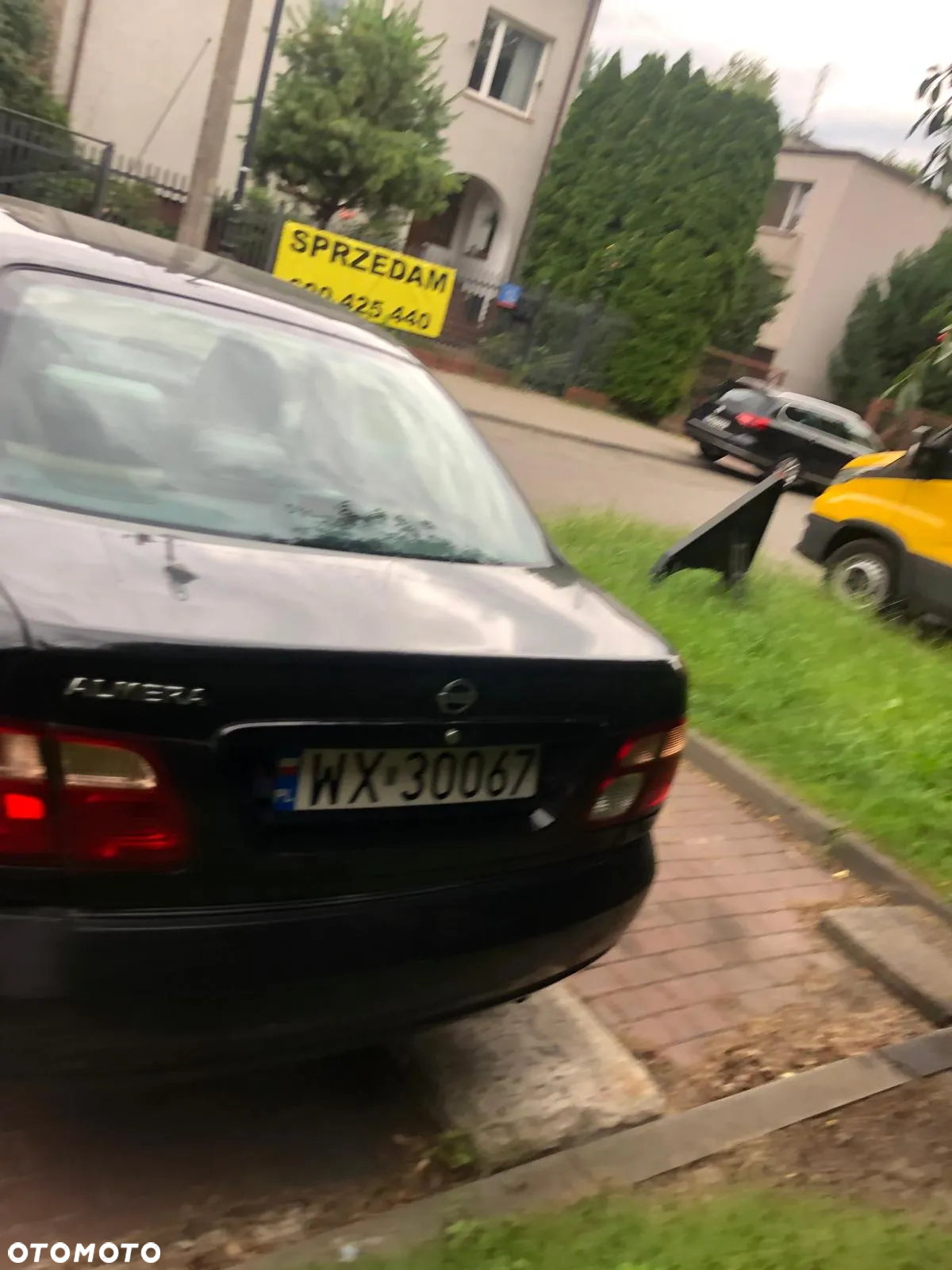 Nissan Almera II 1.5 Base - 5