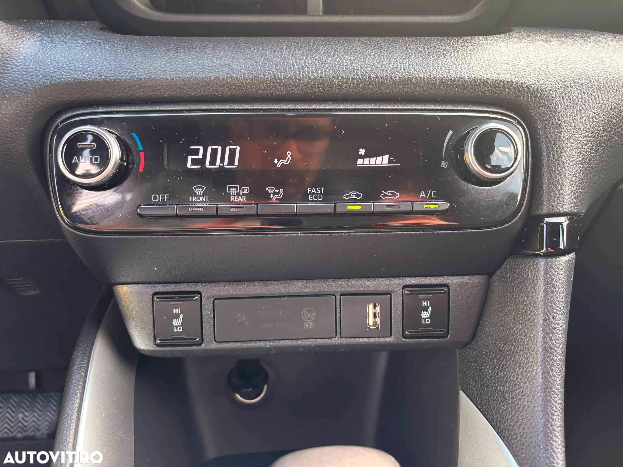 Toyota Yaris 1.5 116 CP HEV Dynamic - 28