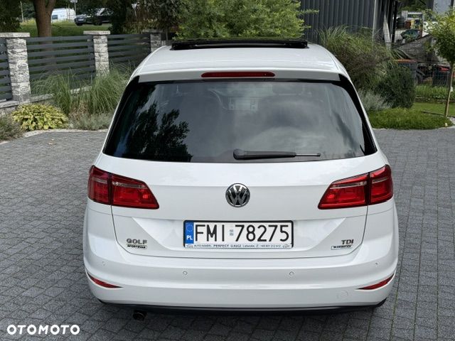 Volkswagen Golf - 5