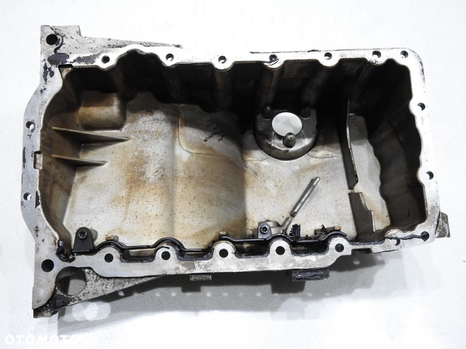 MISKA OLEJOWA AUDI A4 B7 2.0 TFSI 06B103603AS - 7