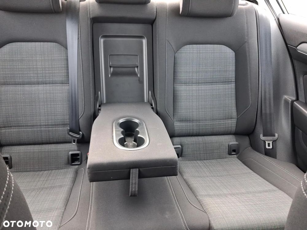 Volkswagen Passat 2.0 TDI EVO Business DSG - 22