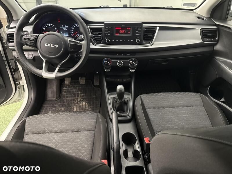 Kia Rio - 20