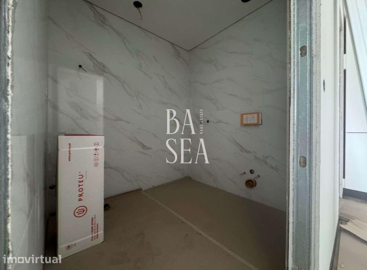 Apartamento T1 novo com 160m2 de Area bruta - Grande imagem: 4/17