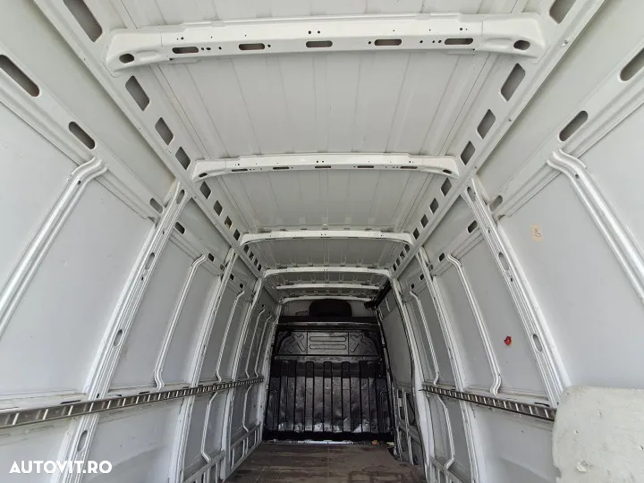 Iveco daily furgon 35s13 motor defect - 9