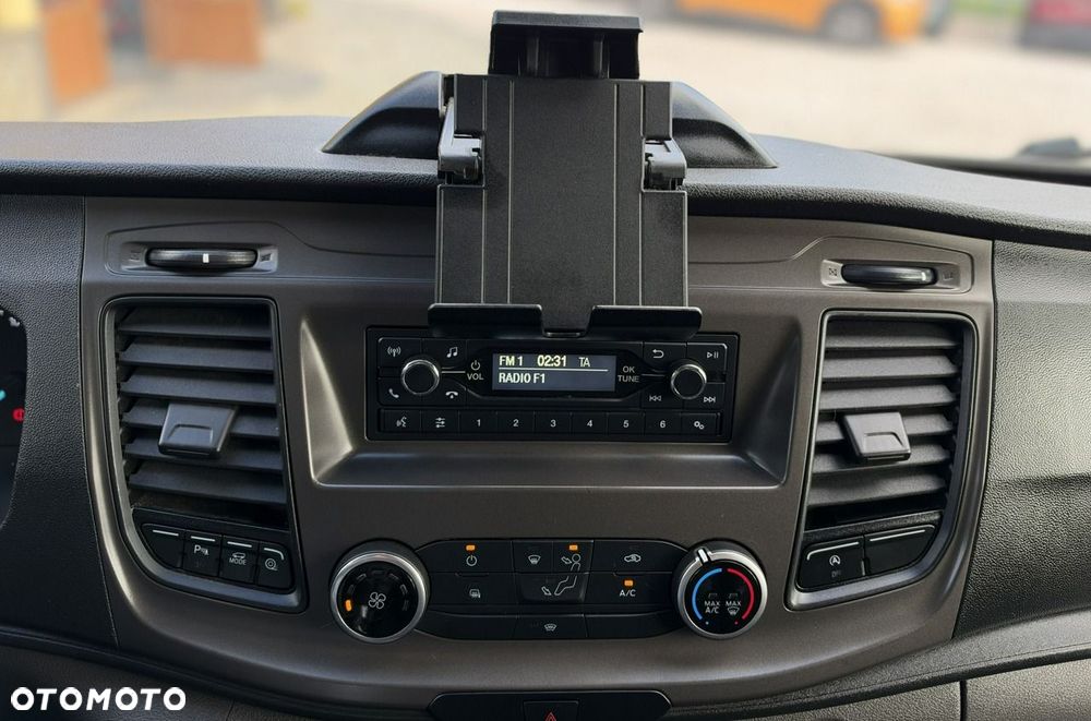 Ford Transit - 20