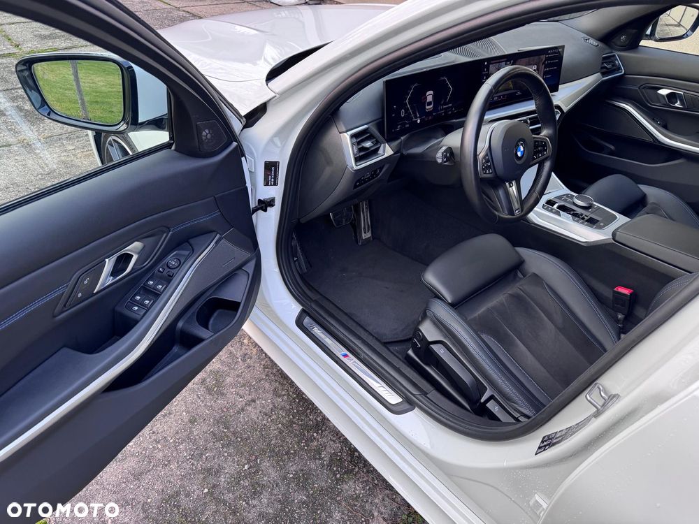 BMW Seria 3 320d xDrive M Sport Sport - 16