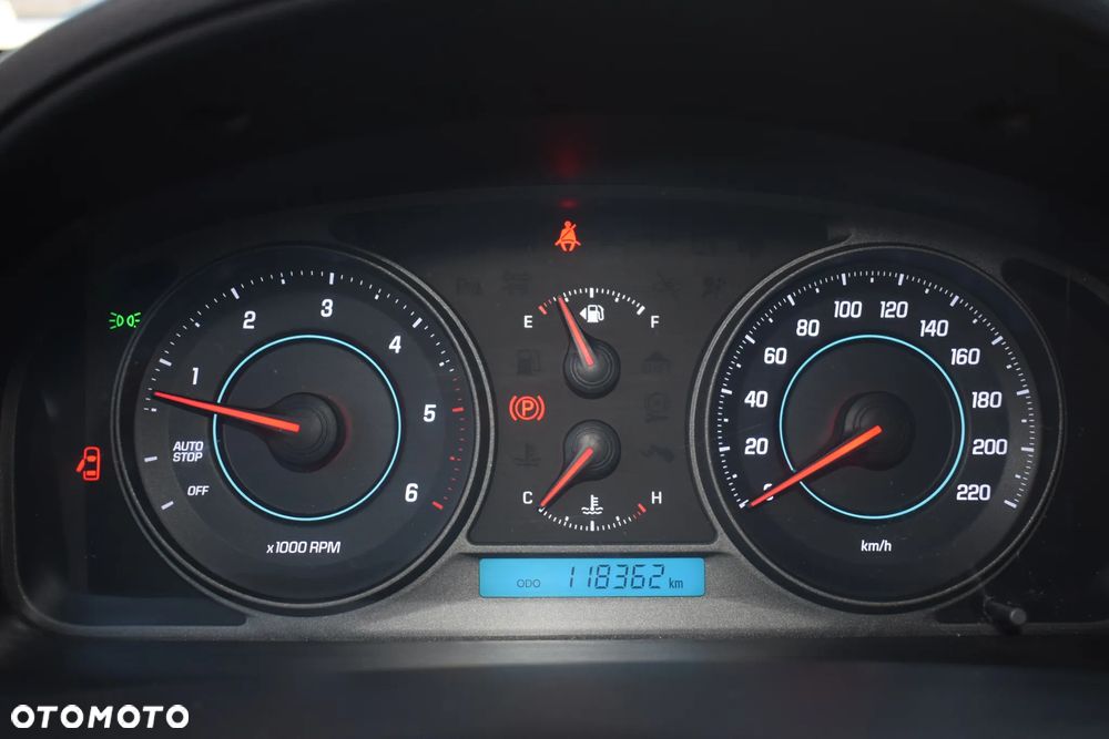 Chevrolet Captiva 2.2 2WD LS - 12