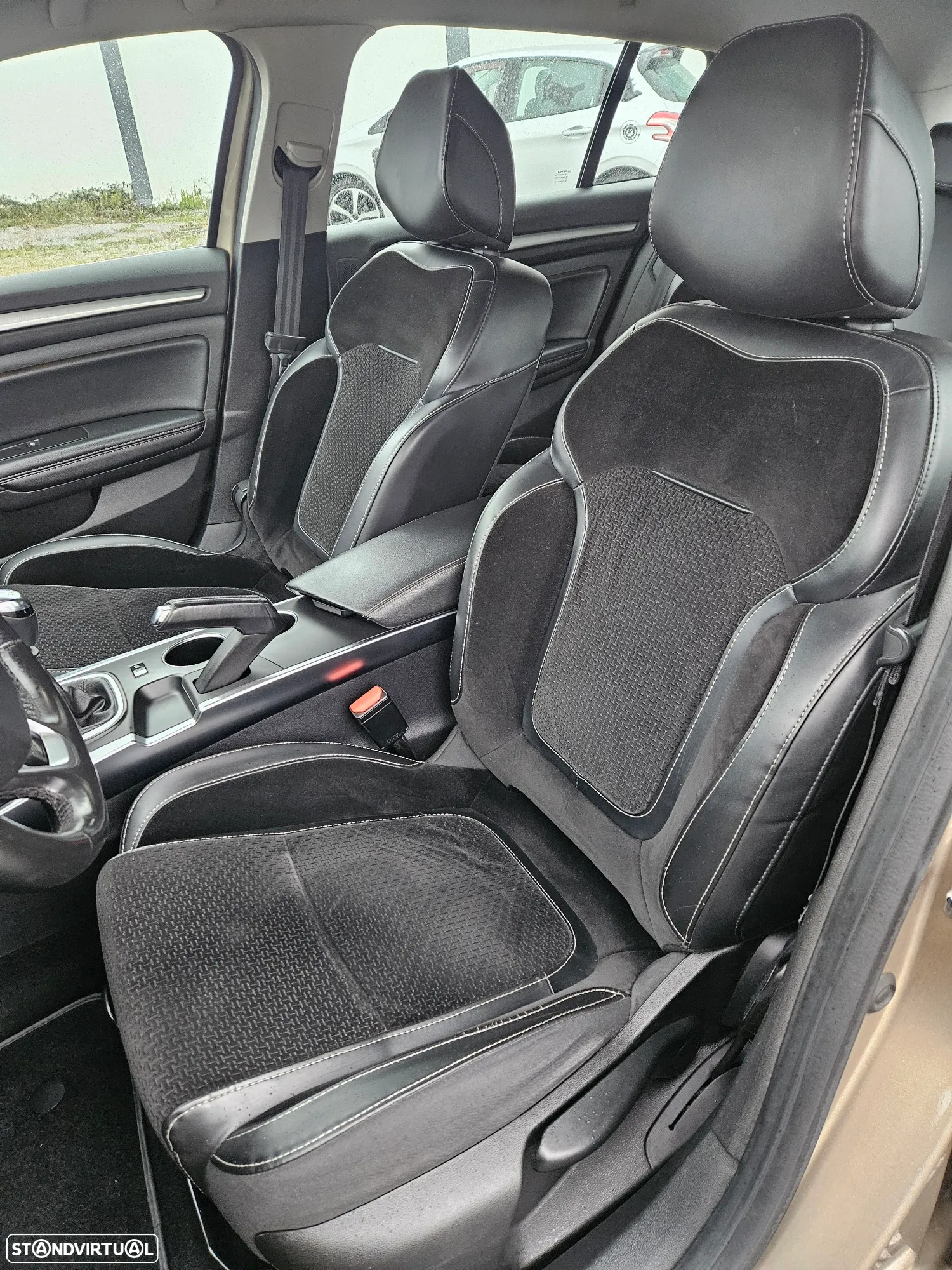 Renault Mégane Sport Tourer ENERGY dCi 110 INTENS - 9