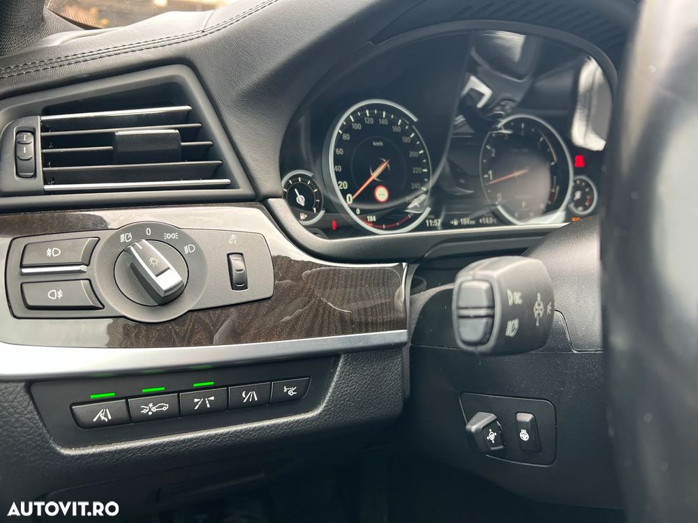 BMW Seria 5 550i xDrive Sport-Aut. - 7