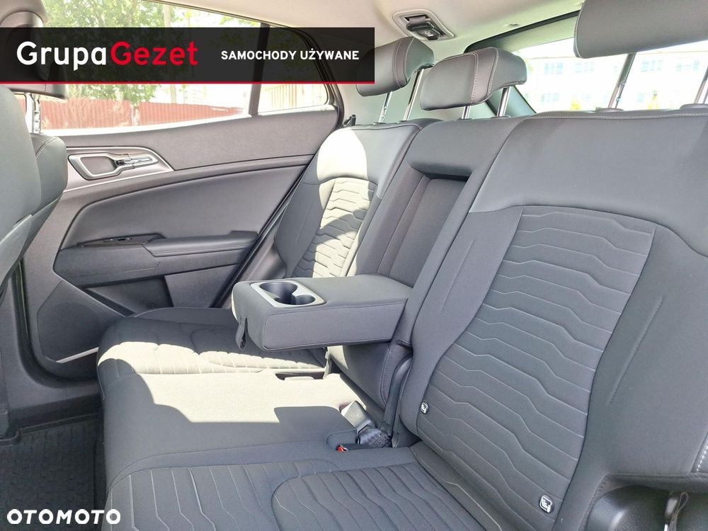 Kia Sportage 1.6 T-GDI MHEV Business Line 2WD DCT - 16