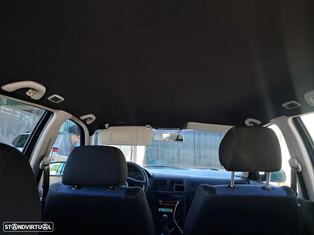 VW Golf 1.9 TDi 25 Anos - 10