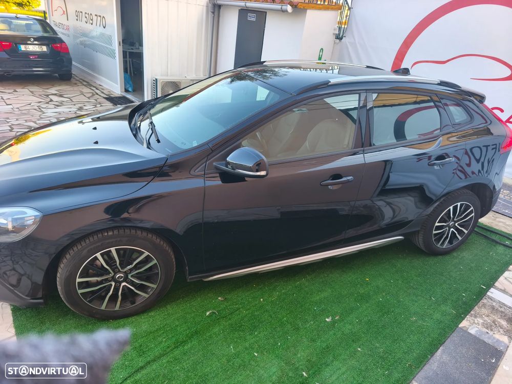 Volvo V40 Cross Country 2.0 D2 Summum - 29