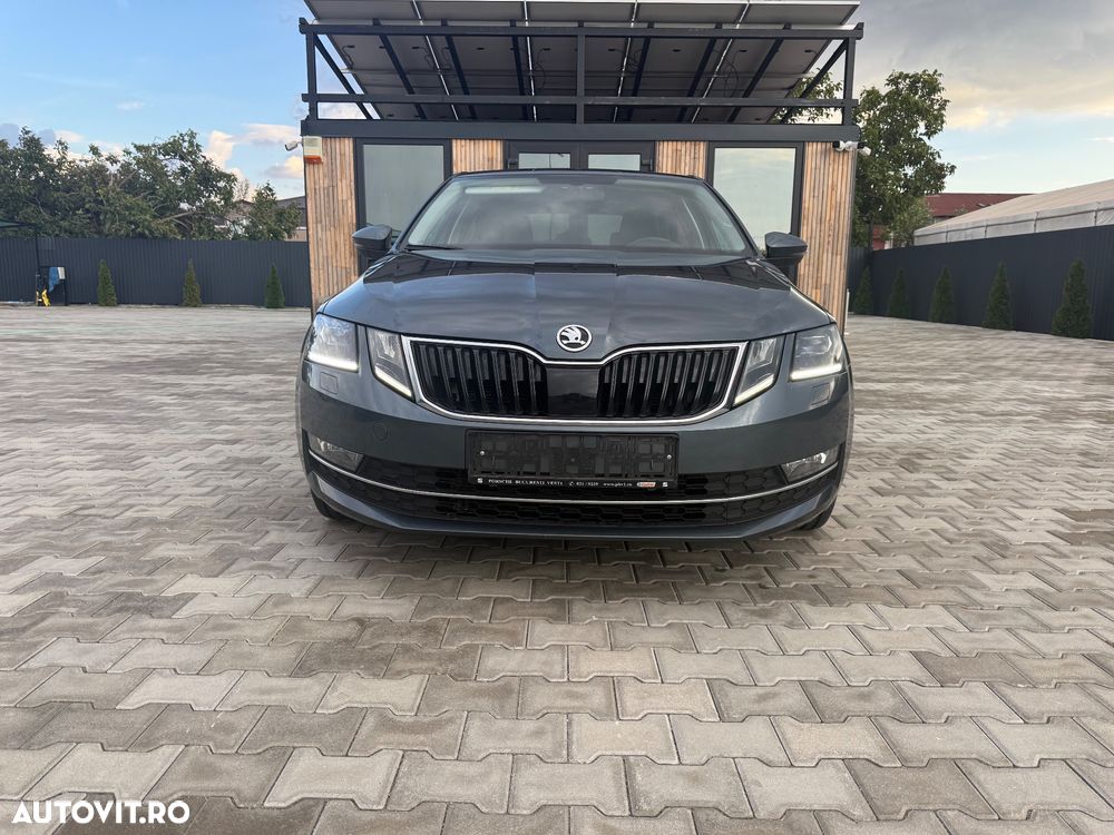 Skoda Octavia 2.0 TDI DSG Ambition - 6