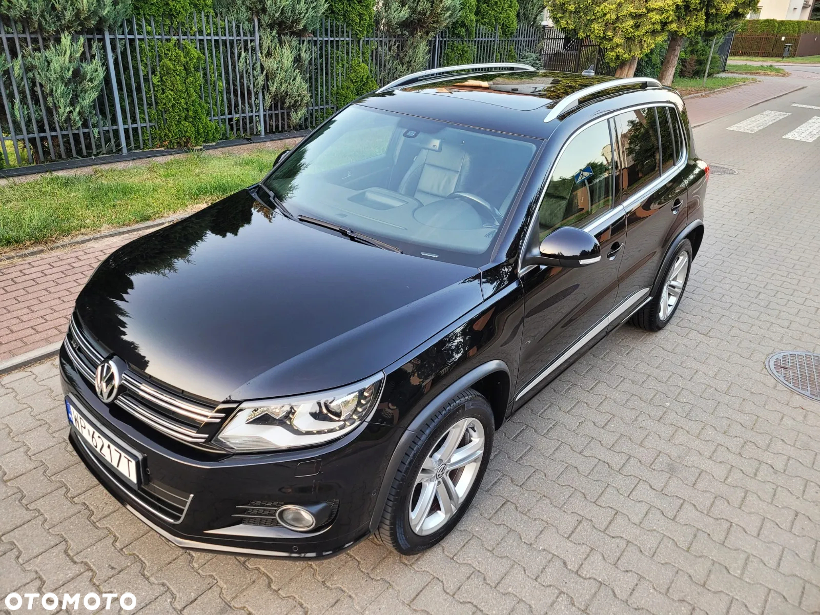 Volkswagen Tiguan 2.0 TDI DPF BlueMotion Technology Sport & Style - 12