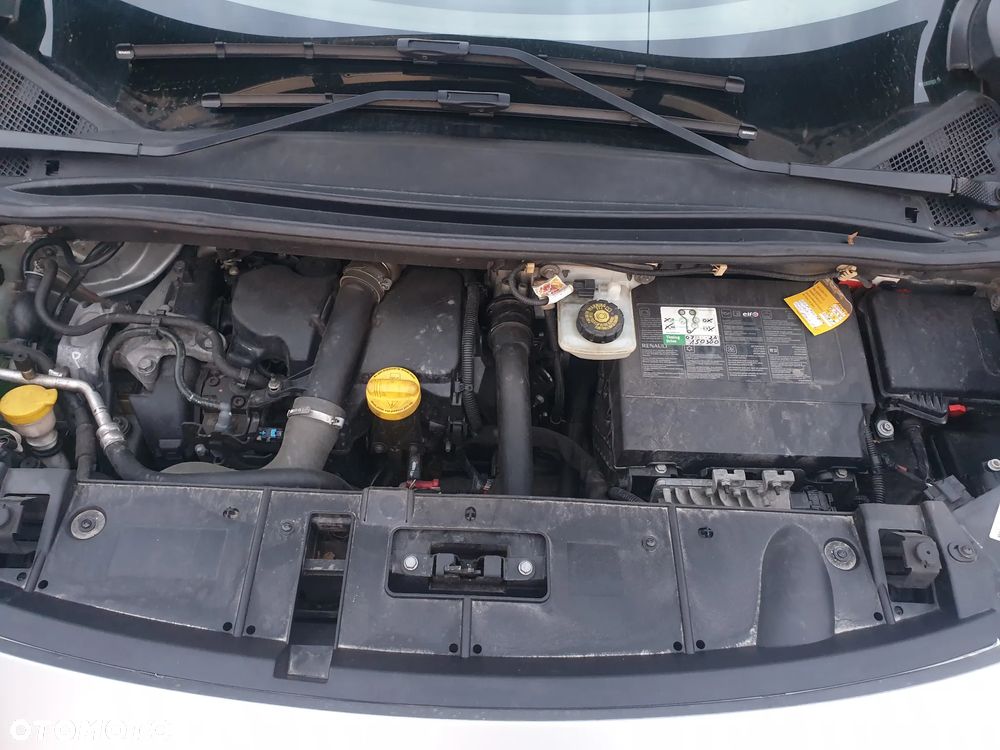 Renault Scenic 1.5 dCi Bose - 9