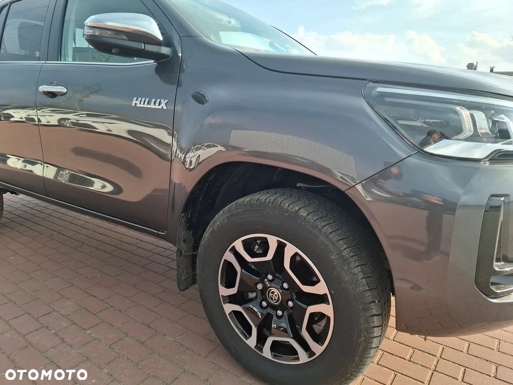 Toyota Hilux 2.8 D-4D mHEV Double Cab Executive 4x4 - 6