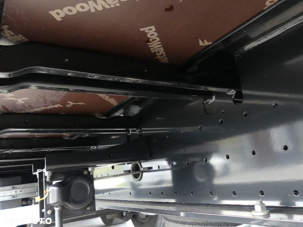 Krone MEGA / FIRANKA / OŚ PODNOSZONA / DACH PODNOSZONY / - 16