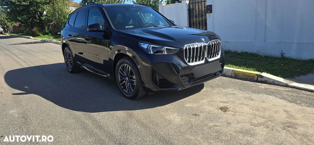 BMW X1 xDrive23i Aut. M Sportpaket - 1