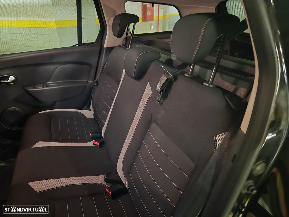 Dacia Logan MCV 0.9 TCe Stepway - 27