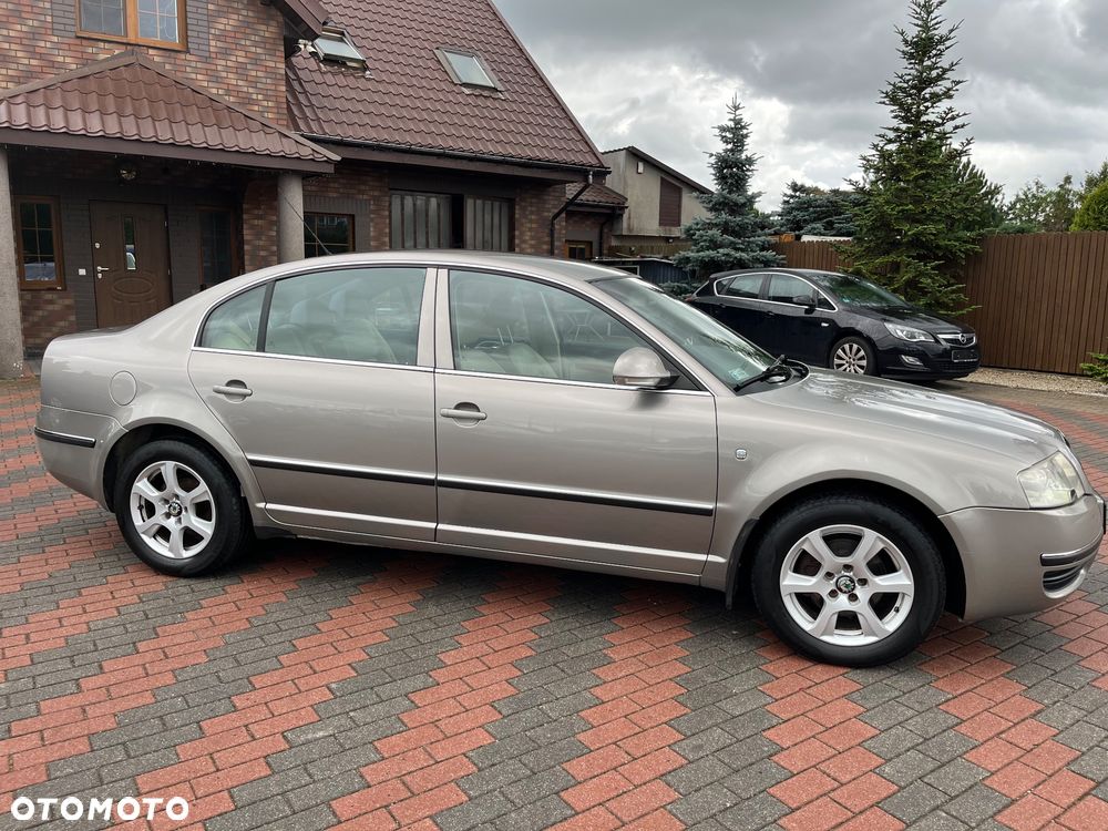 Skoda Superb 1.9 TDI Elegance - 12