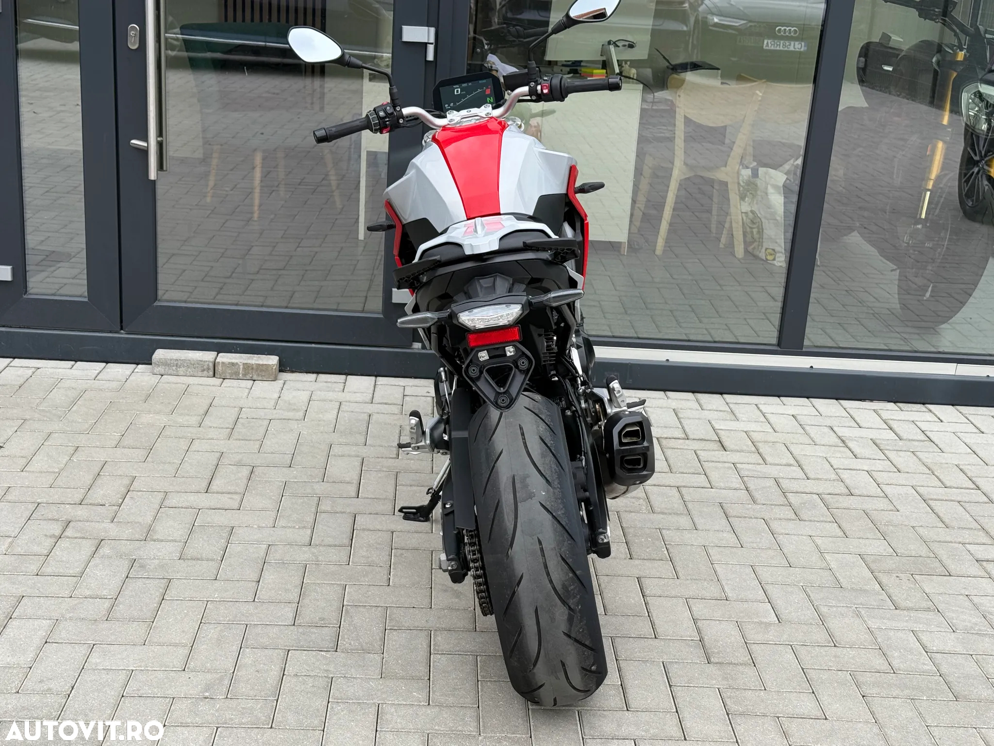 BMW F900R - 8