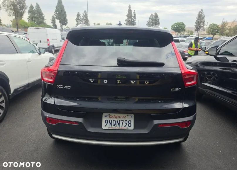 Volvo XC 40 - 6