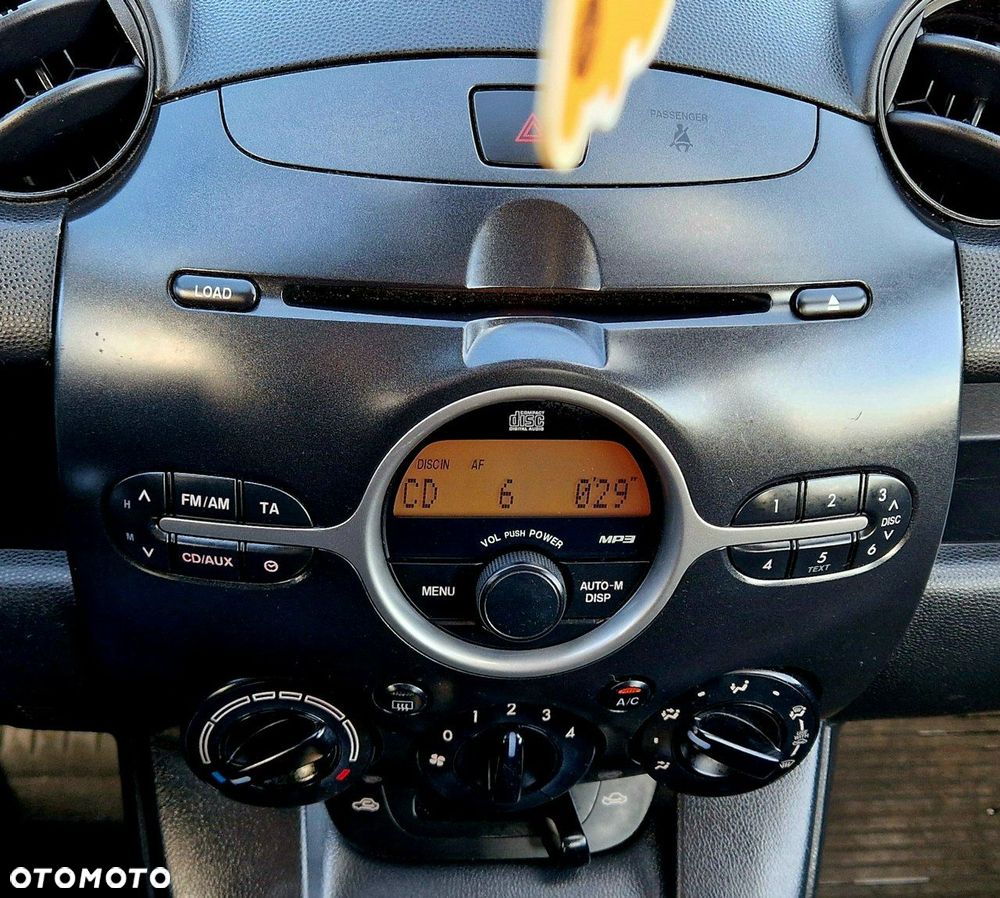 Mazda 2 1.3 Comfort - 12