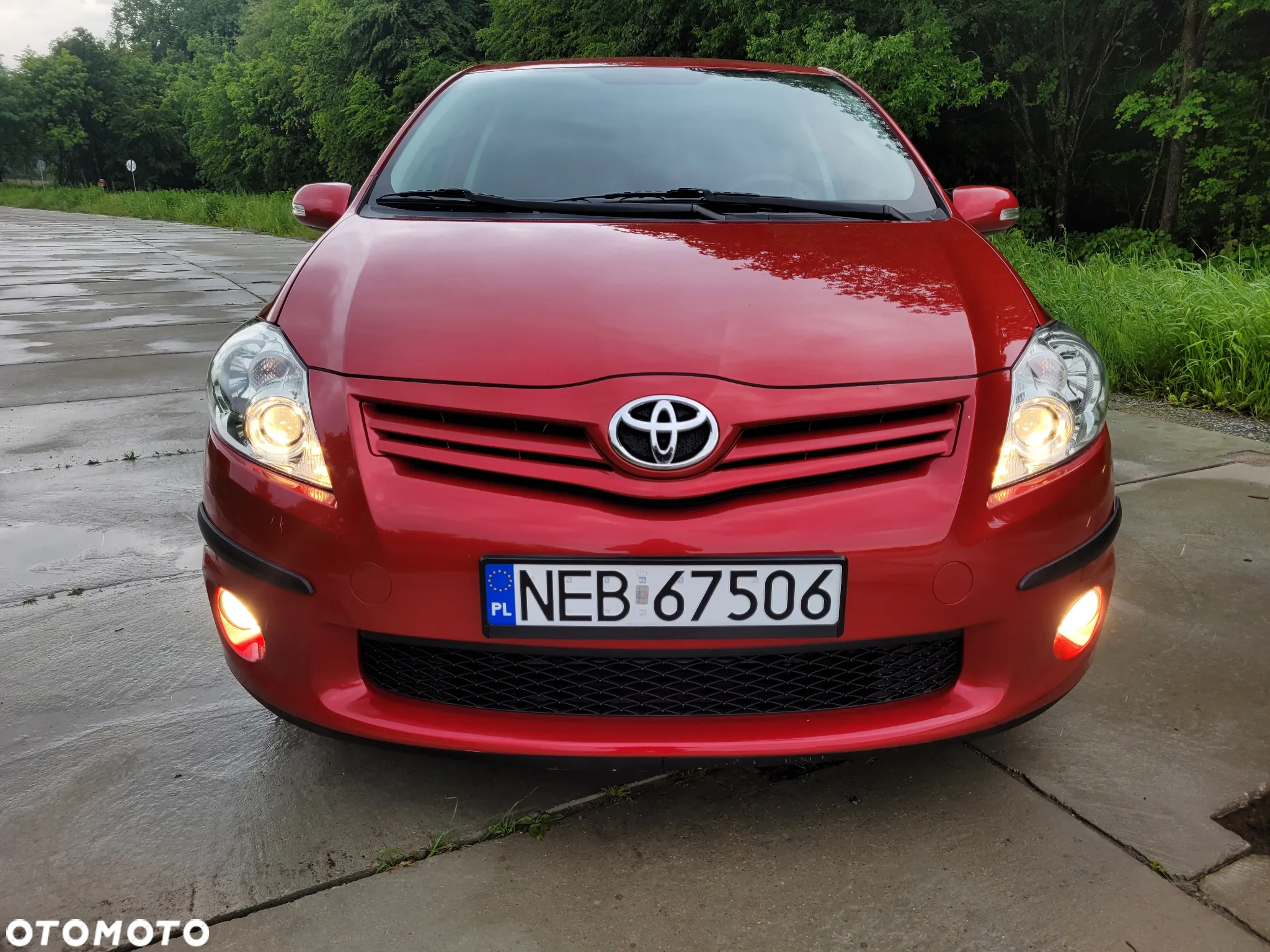 Toyota Auris 1.6 Premium + - 9