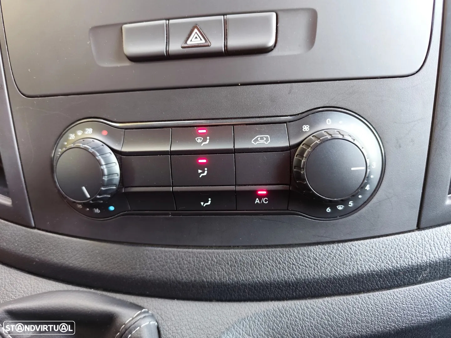 Mercedes-Benz Vito 111 CDi Longa - 28