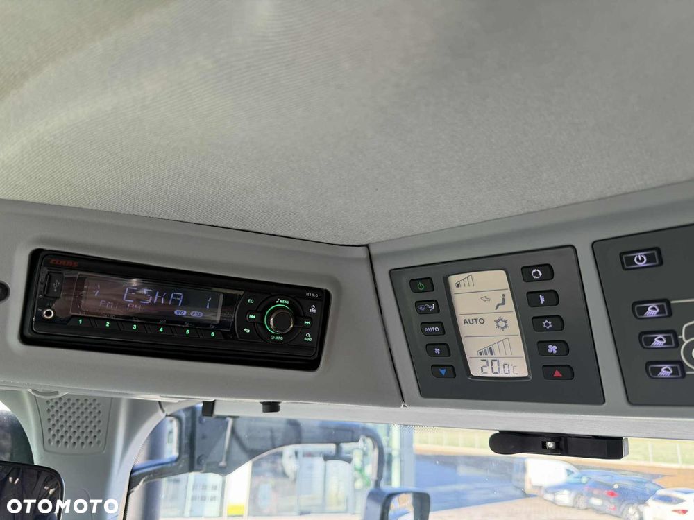 Claas AXION 930 CMATIC - 12