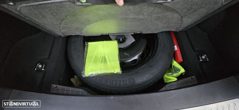 Land Rover Range Rover Velar 3.0d R-Dynamic HSE - 15