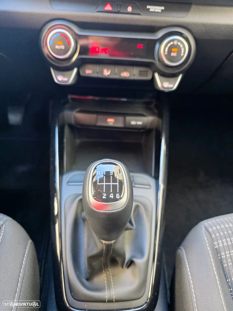 Kia Stonic 1.0 T-GDI Drive - 42