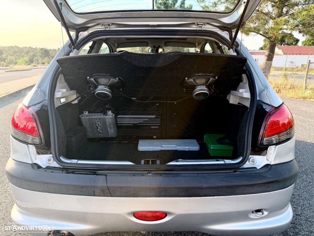 Peugeot 206 1.6 GTi - 11