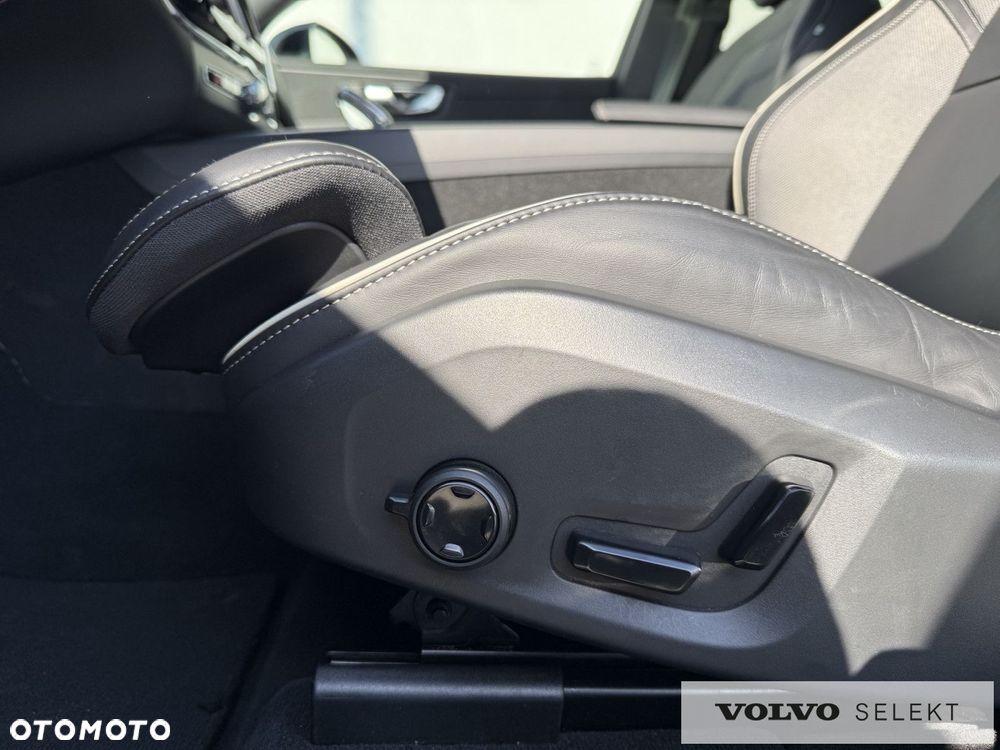 Volvo XC 60 - 16