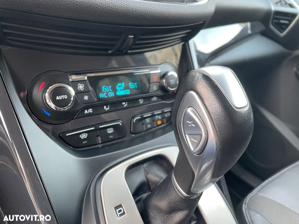 Ford Kuga - 14