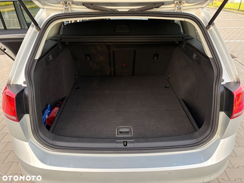 Volkswagen Golf 1.6 TDI BMT Comfortline - 8