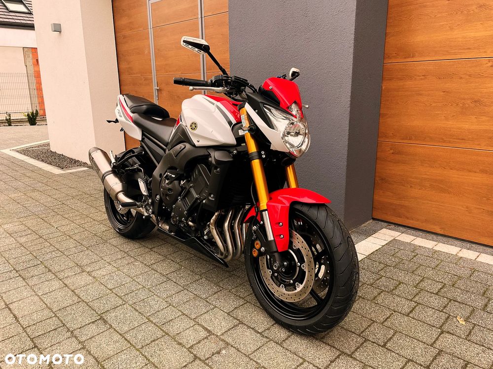 Yamaha FZ8 - 2