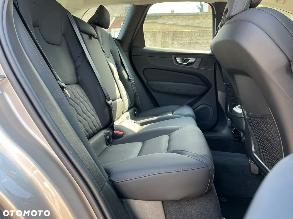 Volvo XC 60 - 13