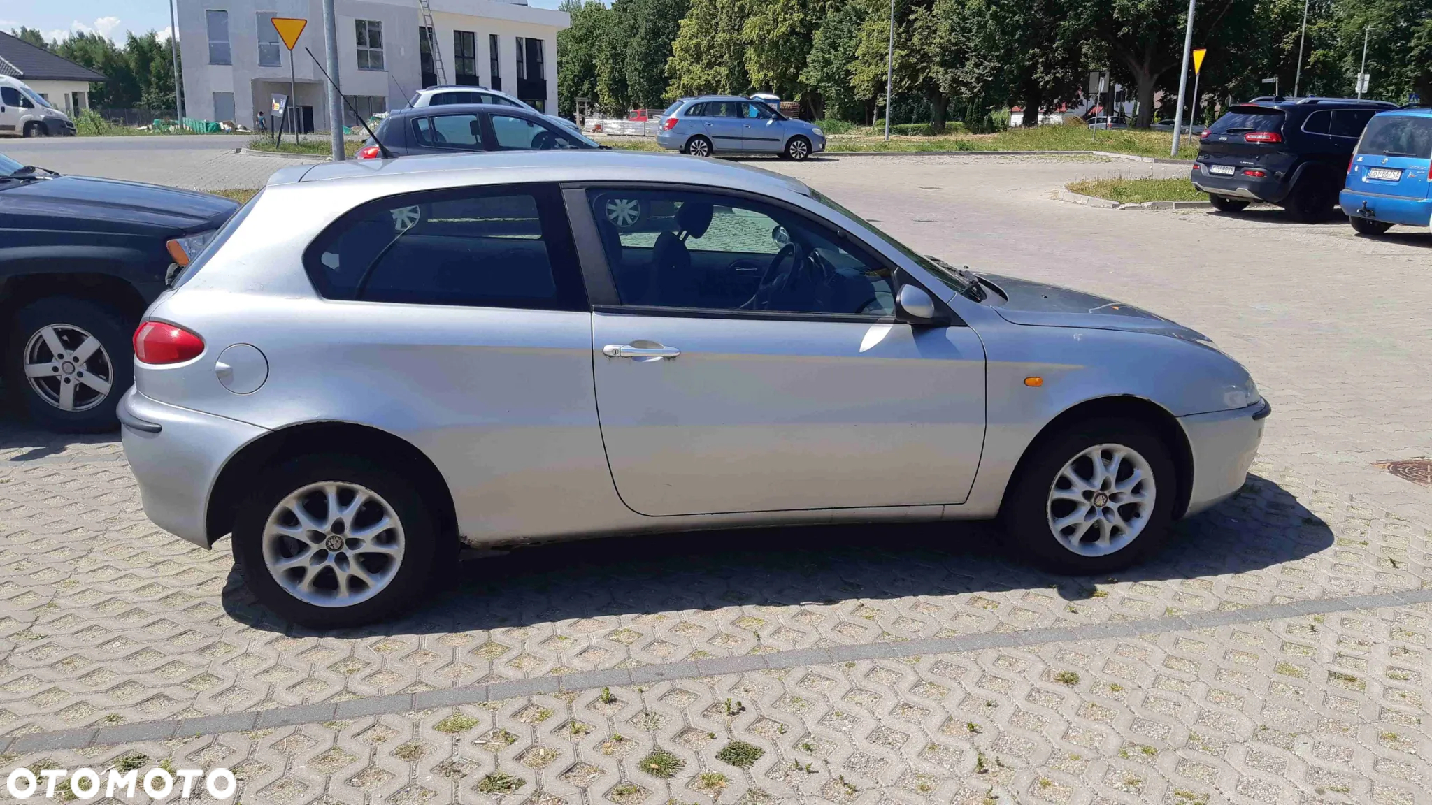 Alfa Romeo 147 1.6 Twin Spark Distinctive - 6